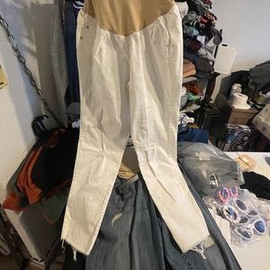 Jessica Simpson maternity jeans